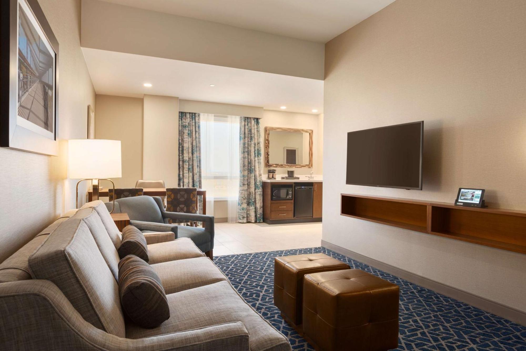 Embassy Suites By Hilton Denton Convention Center Zewnętrze zdjęcie
